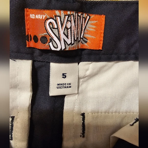 Old Navy Boys Slacks- Size 5 - Picture 6 of 7